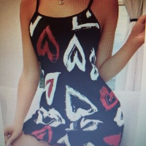 🖤♥️🤍SHEIN Women's Black and Red Heart Print Chemise